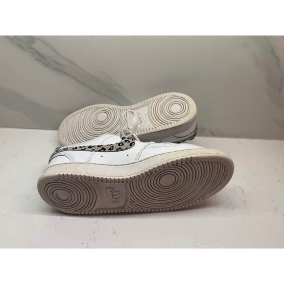 Nike Women’s Size 8 Leopard Print Court Vision Sneakers - Picture 5 of 5